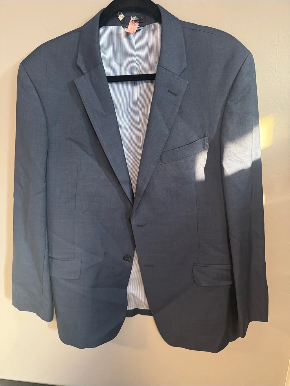 11 Men’s Blazers/Sport Coats.  Hugo Boss Calvin Klein. Tommy Hilfiger. 42-44R